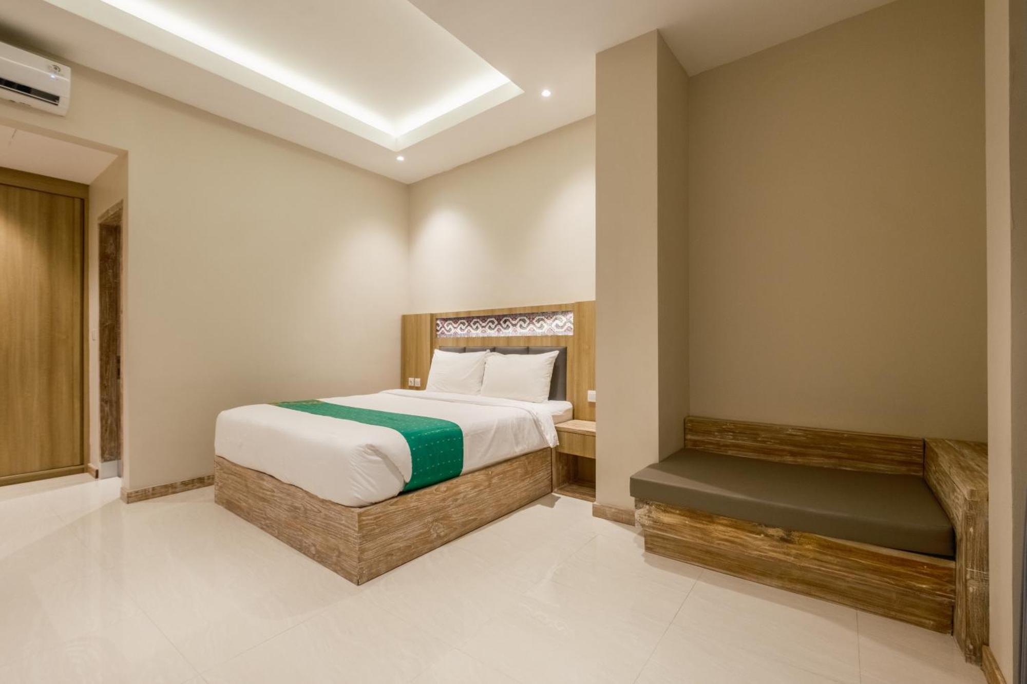 Dejavu 2.0 Hotel Bajo Komodo Лабуан Баджо Екстериор снимка